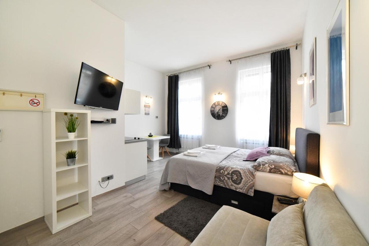 Deluxe Apartments Ria Zagreb Bagian luar foto