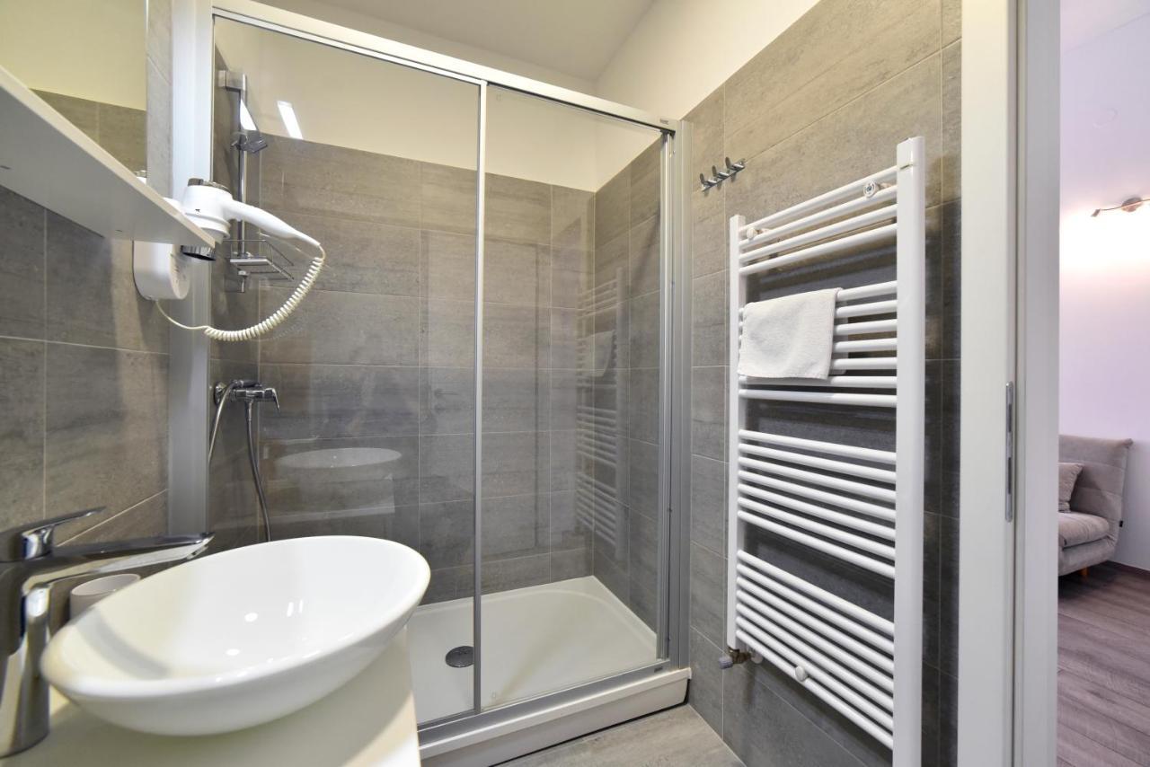 Deluxe Apartments Ria Zagreb Bagian luar foto