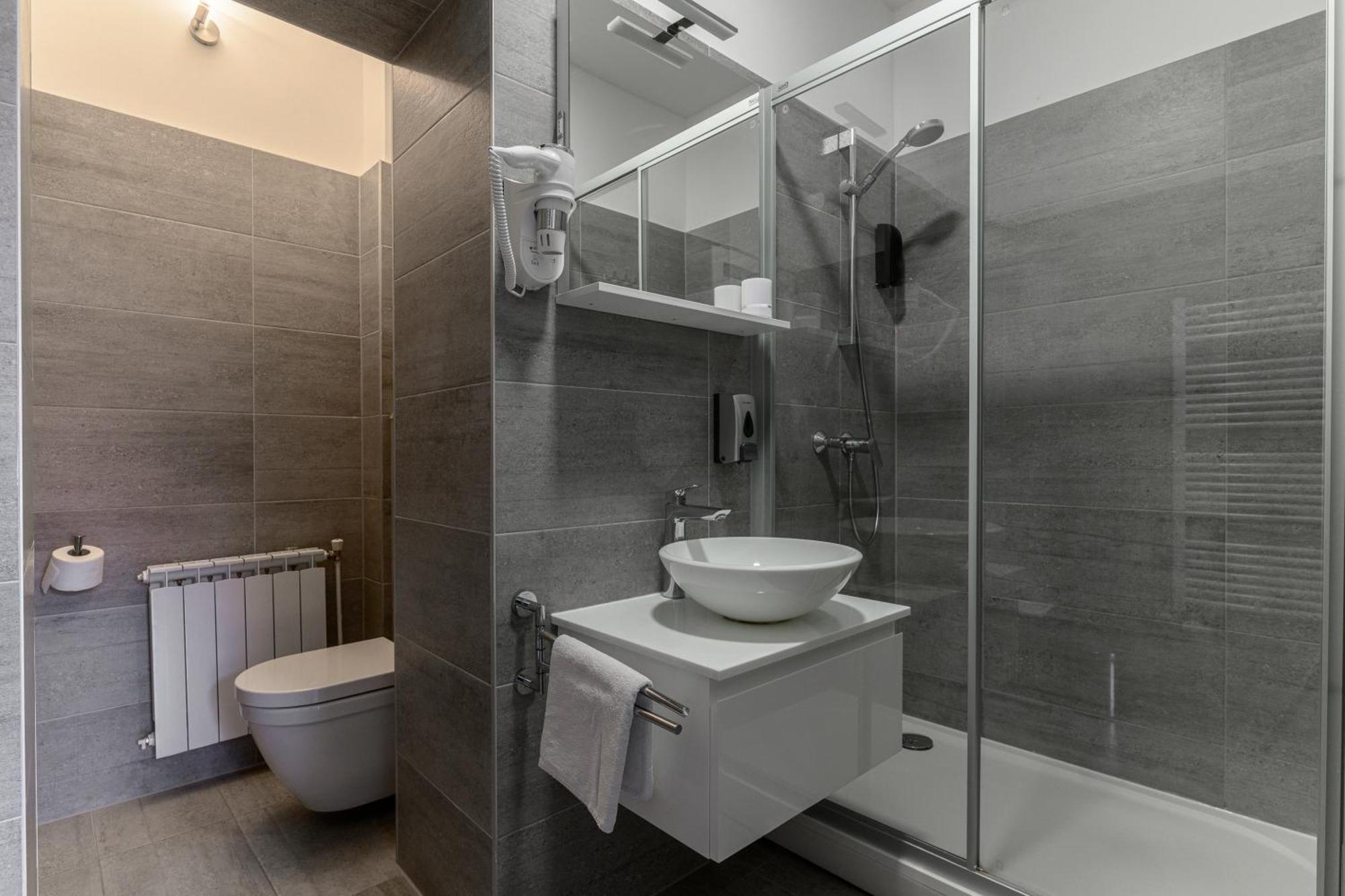 Deluxe Apartments Ria Zagreb Bagian luar foto