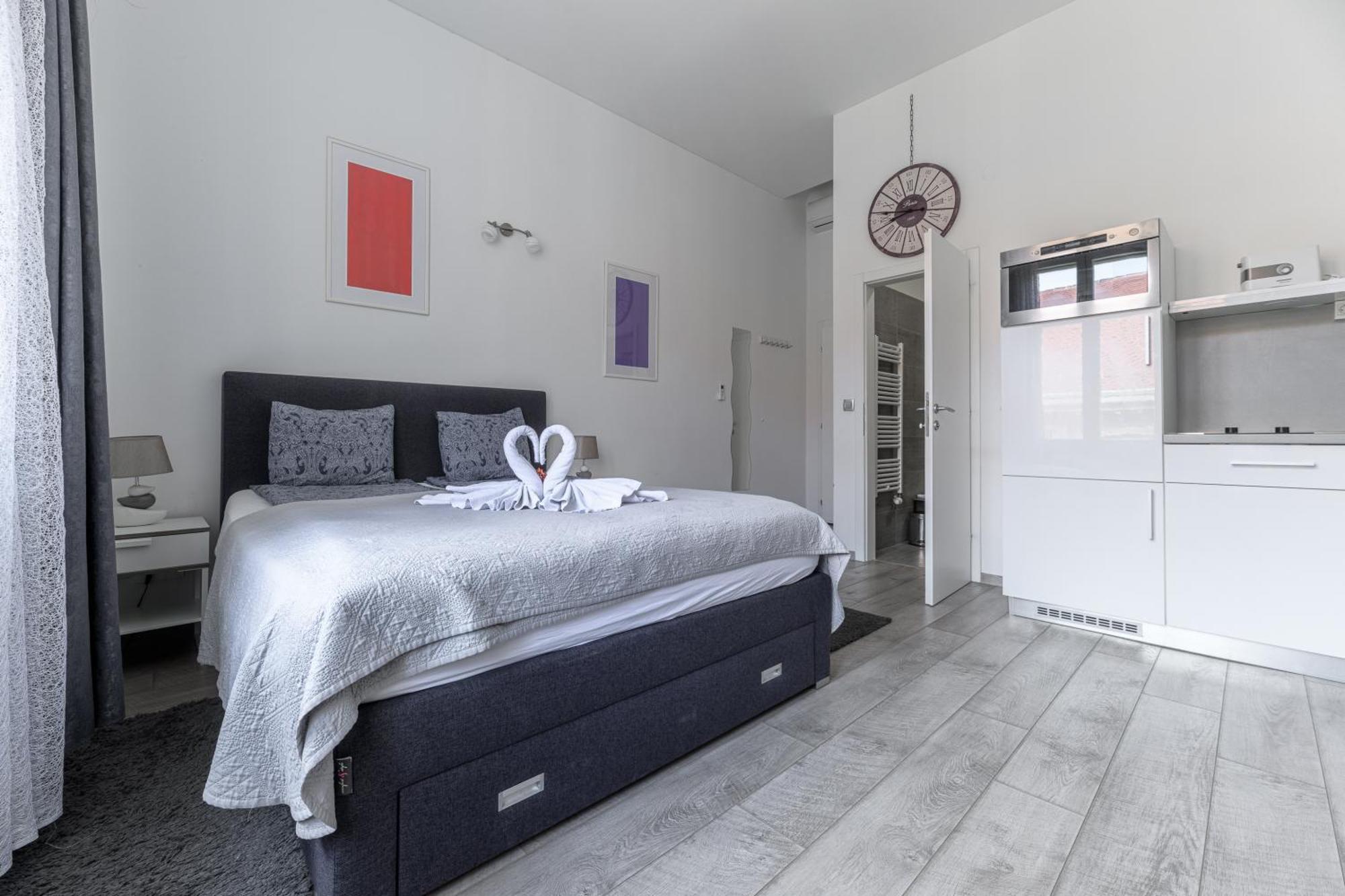 Deluxe Apartments Ria Zagreb Bagian luar foto