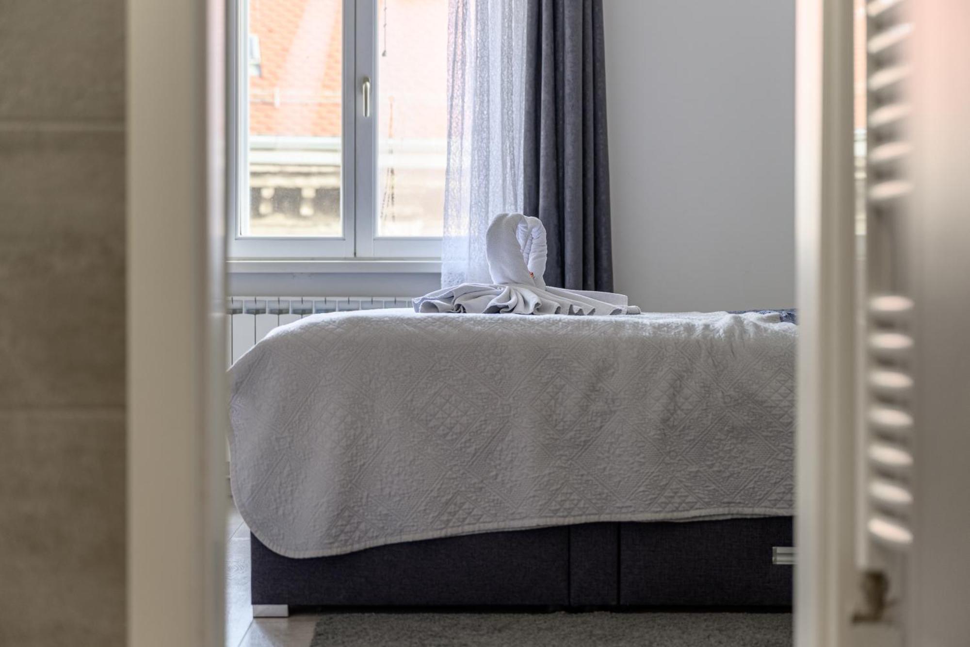 Deluxe Apartments Ria Zagreb Bagian luar foto
